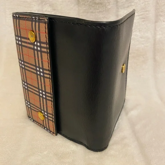 Authentic Burberry Black Leather and Plaid Canvas Wallet - Picture 5 of 10